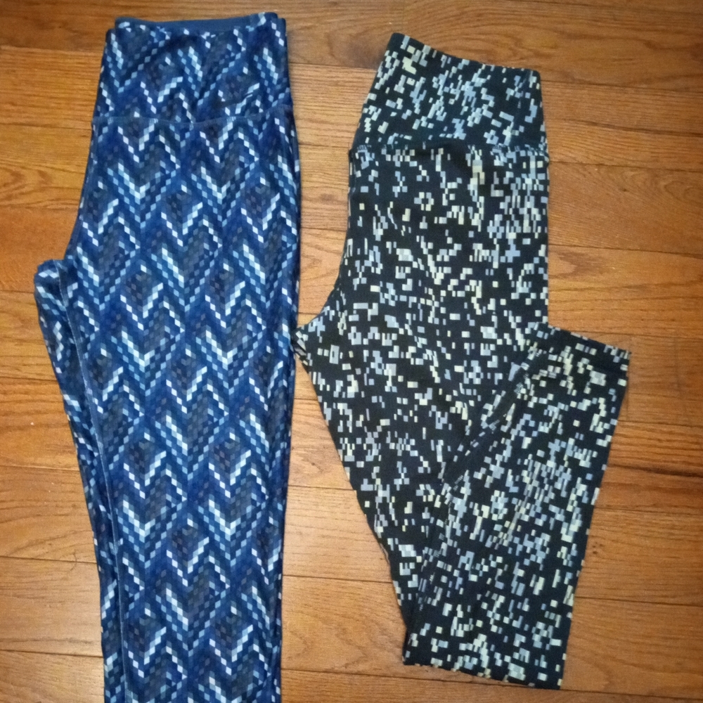 Bundle of 2 Nike leggings